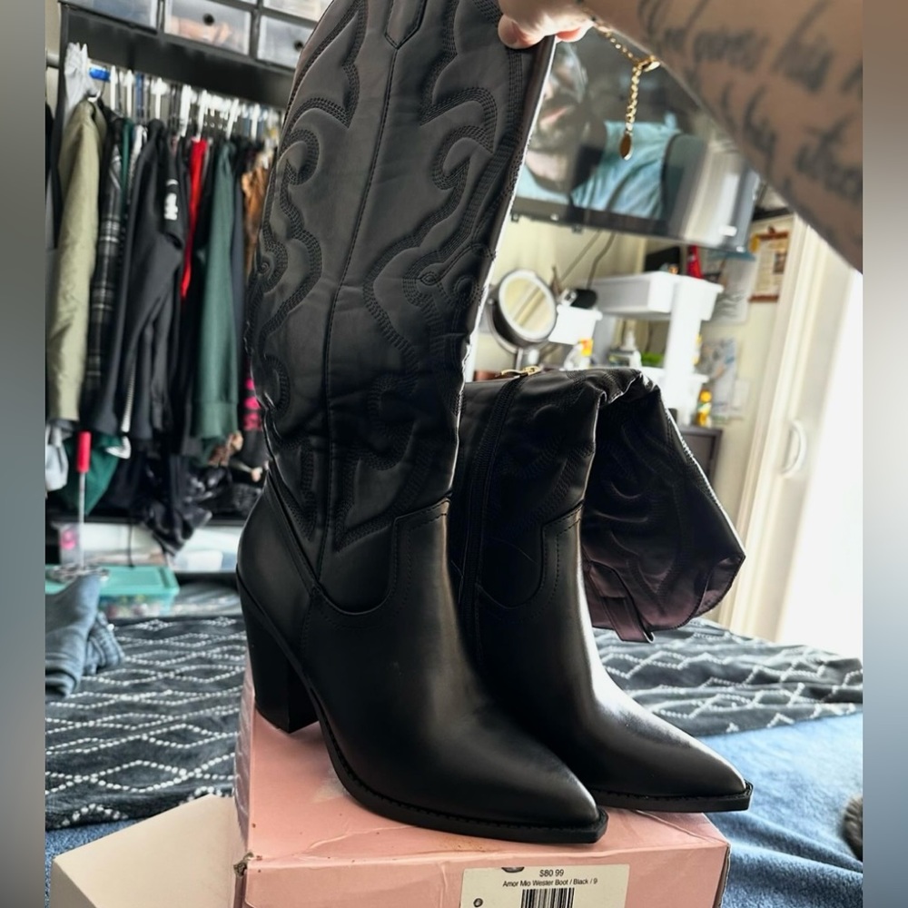 Amor Mio Boots